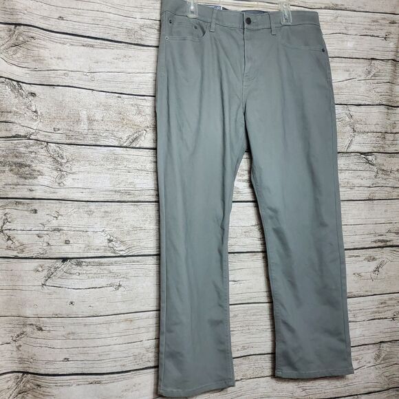 Izod Green Regular Fit Knit Denim Waistband Pants Size 36X29 NWT - Picture 1 of 8